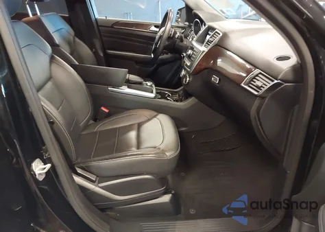 2015 Mercedes-Benz Ml 350 4Matic z USA, uszkodzony, nr VIN 4JGDA5HB8FA549784